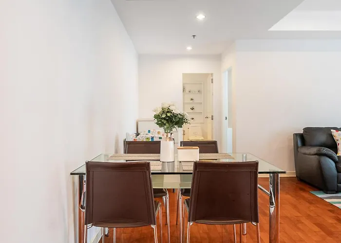 Bts Phromphong Sukhumvit 24 Family 2 Bedroom 2 Bathroom