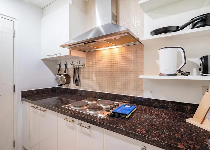 公寓 Bts Phromphong Sukhumvit 24 Family 2 Bedroom 2 Bathroom 曼谷