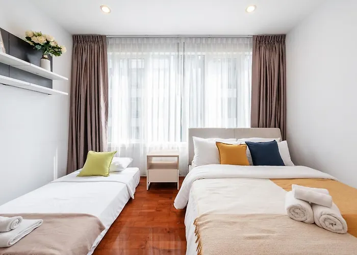 Bts Phromphong Sukhumvit 24 Family 2 Bedroom 2 Bathroom 曼谷